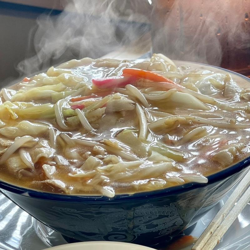 あんかけそば(万ぷく食堂)