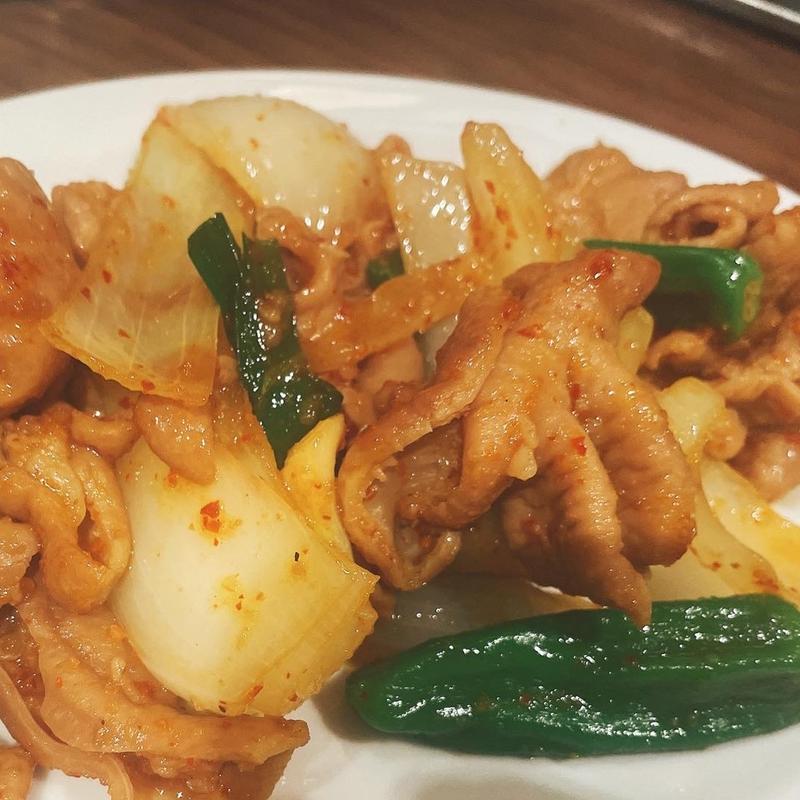 絶品ホルモン(お茶の水、大勝軒)