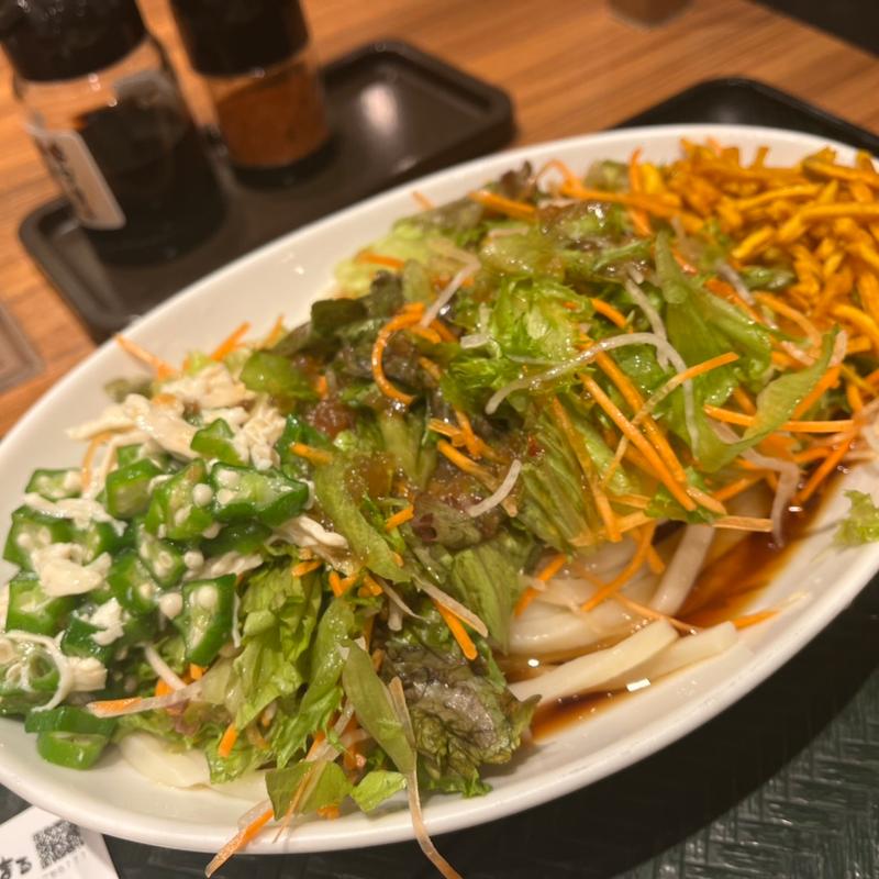 コクうまサラダうどん 中(はなまるうどん 新宿甲州街道店)