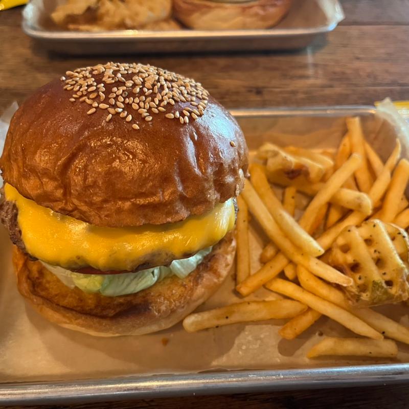 チーズバーガー(FRANK Ride and Eat)