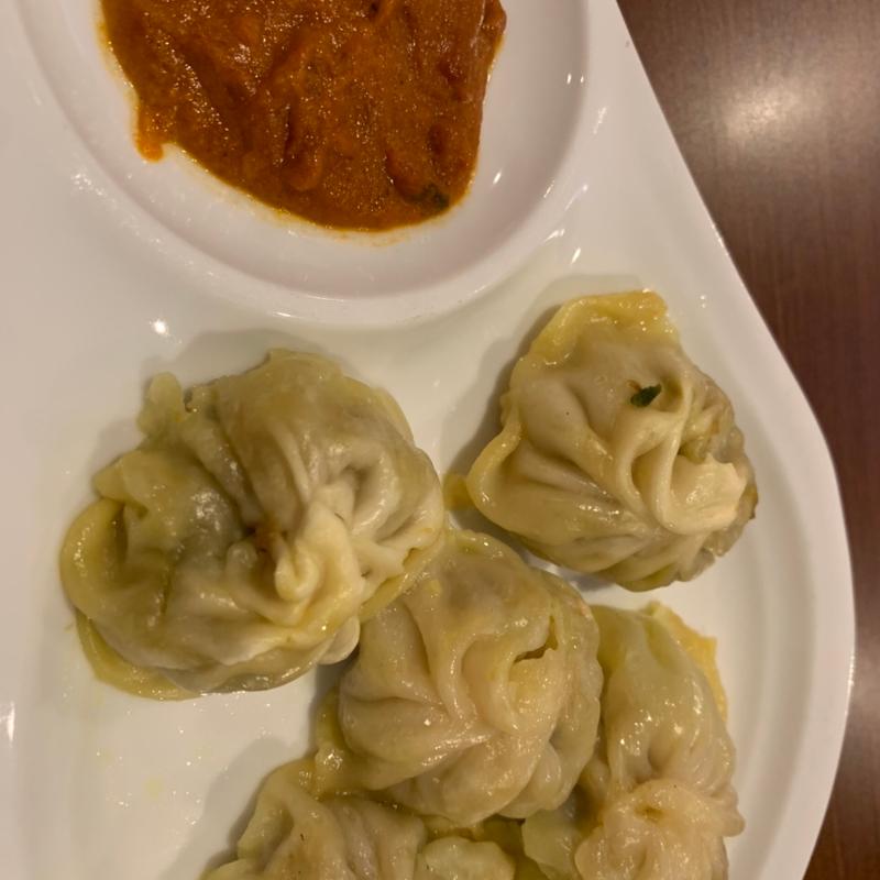 モモ(DHAULAGIRI 本店)