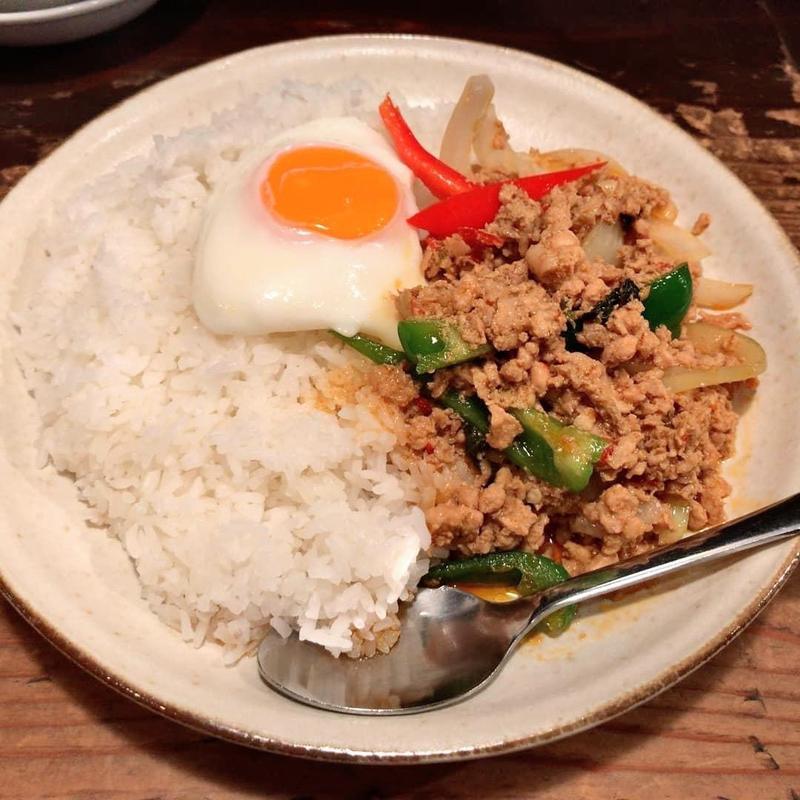 ガイガパオラーカオラーカイダーオ(バーン・イサーン 高円寺店 )