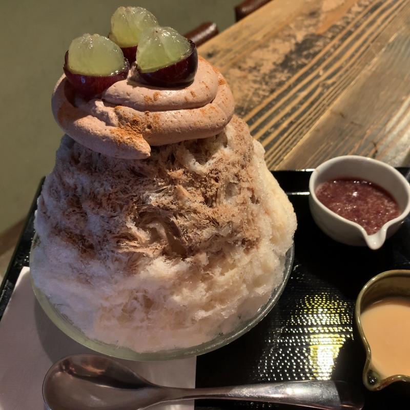 巨峰ココアクリーム(神保町 志膳)