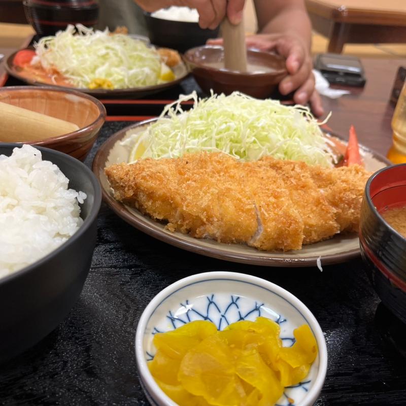 とんかつ定食(喜左衛門)