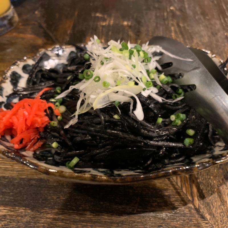 イカ墨焼そば(リトル沖縄)