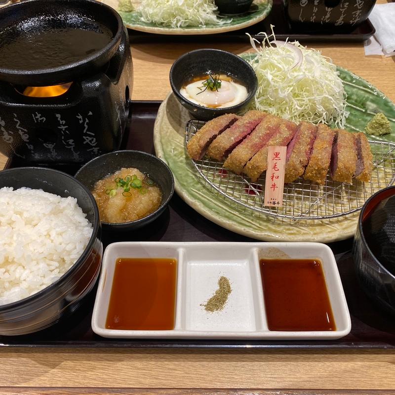 特選牛ロースカツ膳(牛カツ専門店 京都勝牛 広島駅前)