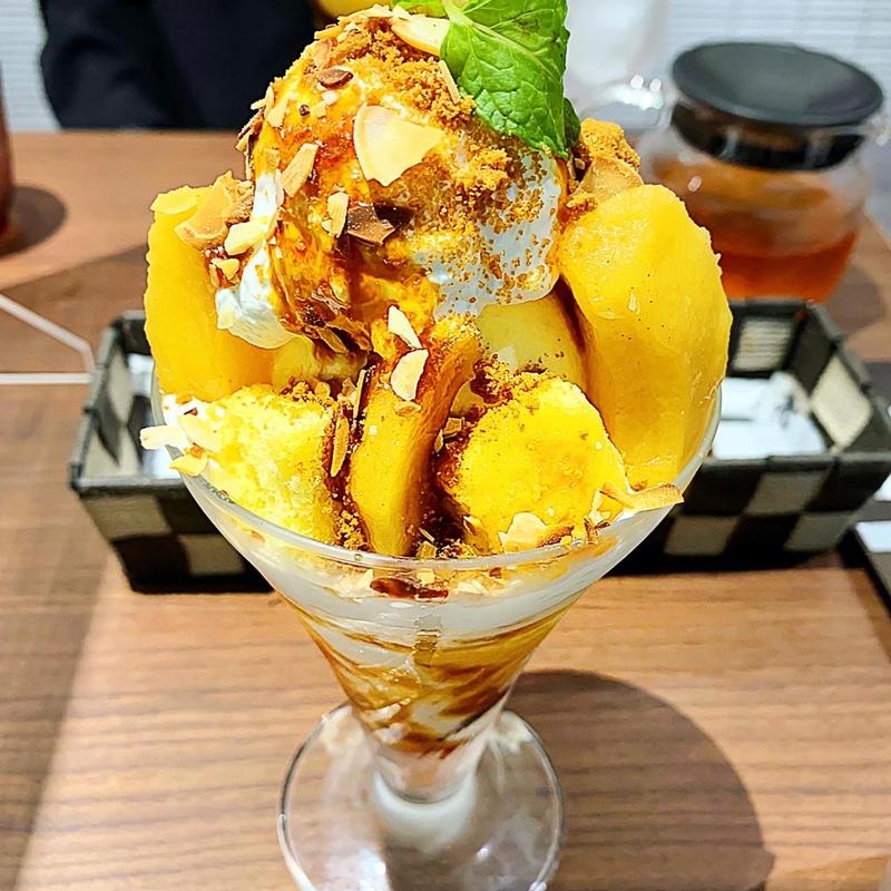 アップルコブラーパフェ(からふね屋珈琲店 三条本店 )