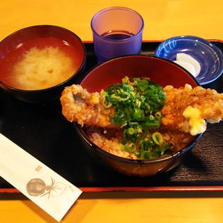 穴子丼(お食事処イルカ)