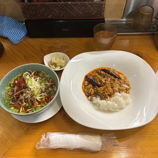 担々麺・小麻婆丼セット(雲林坊)