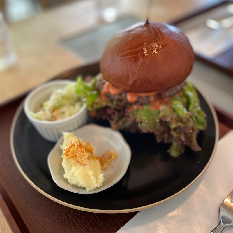 カリヤドバーガー(KARIYADO CAFE)