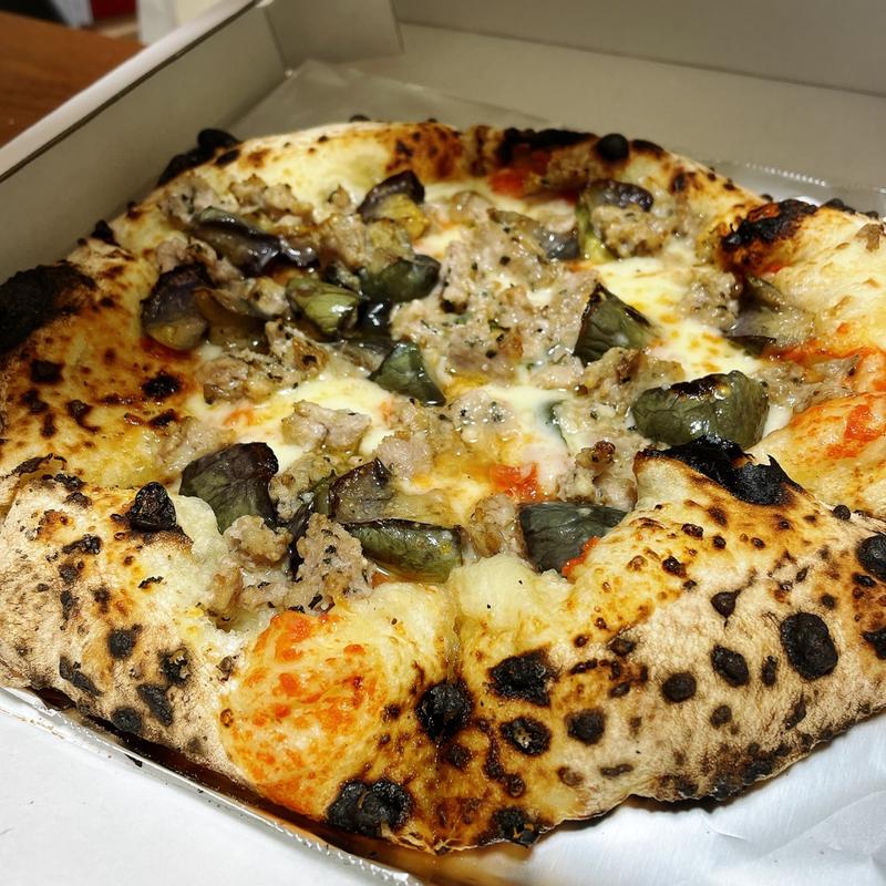 サルシッチャと揚げナス(ピザチェック)