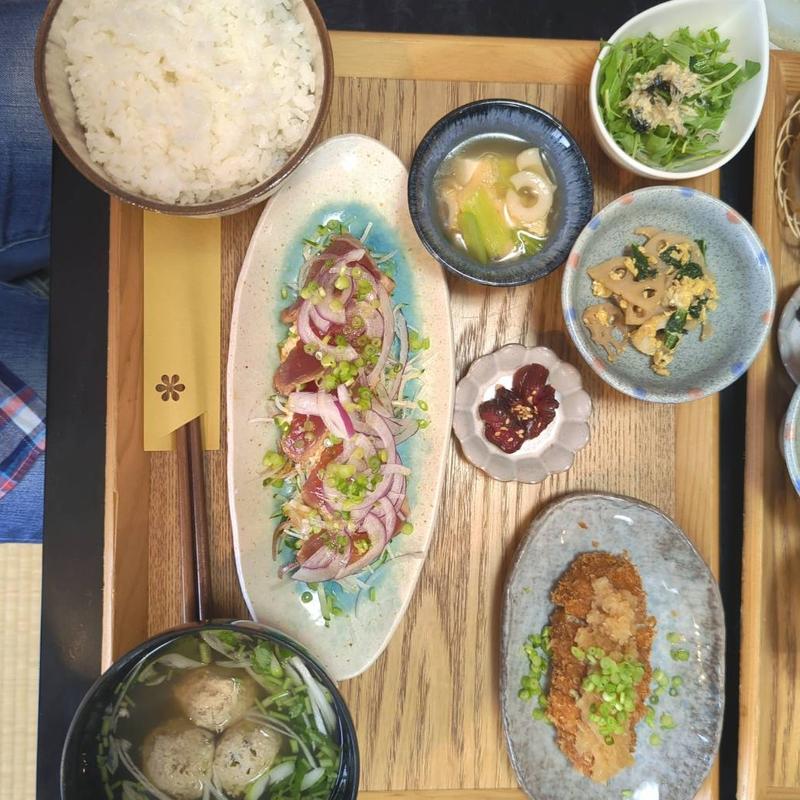 秋のかつおづくし定食(創菜　岡部宿　五智)