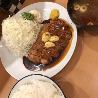 トンテキ定食(豚々屋)