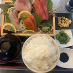 お刺身定食(もつ魚)