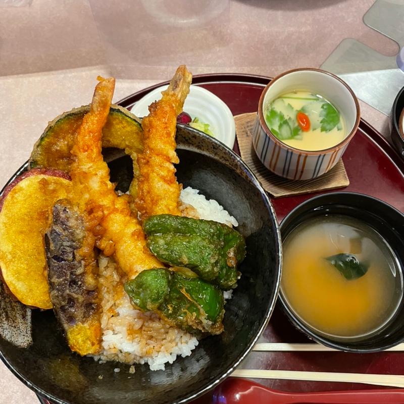 (レストラン三宝 三条店 )