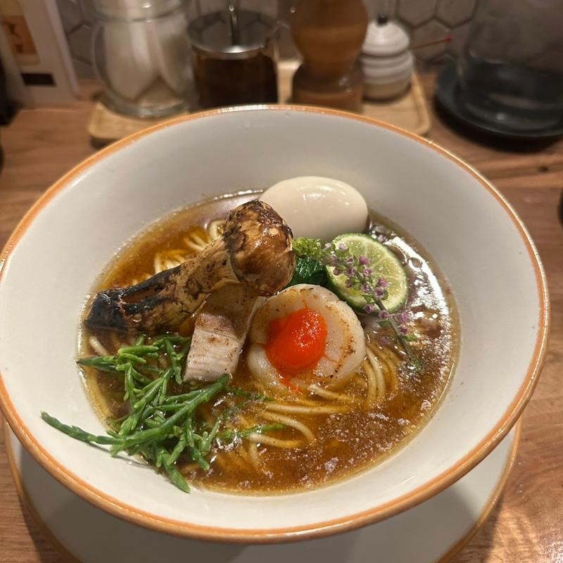 松茸のらーめん(海老丸らーめん)