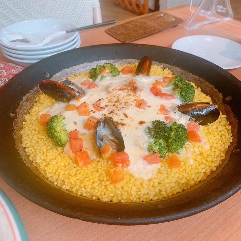 シェアランチセット(3名用) パエリアトリオ(価格は1人前)(Tanto Verde)