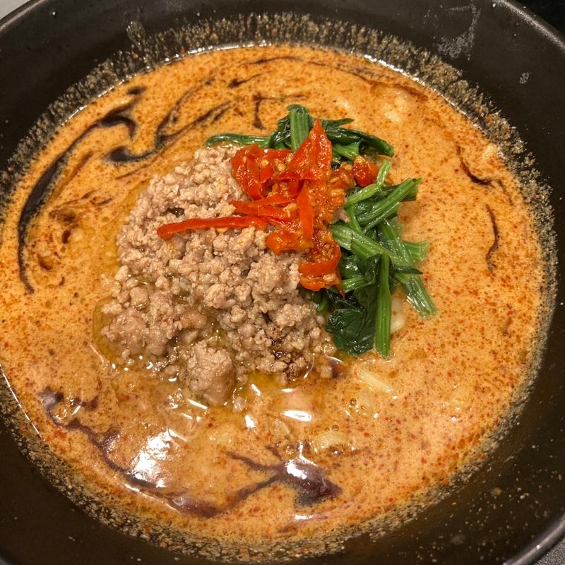 血の海(地獄の担担麺 護摩龍(百人町総本山))