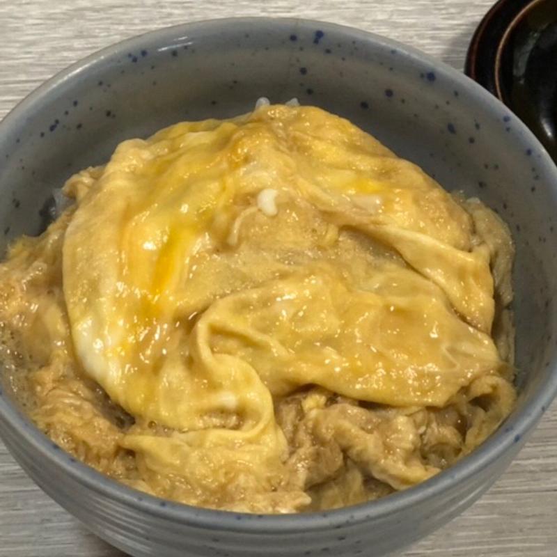玉子丼(総本家 更科 （さらしな）)