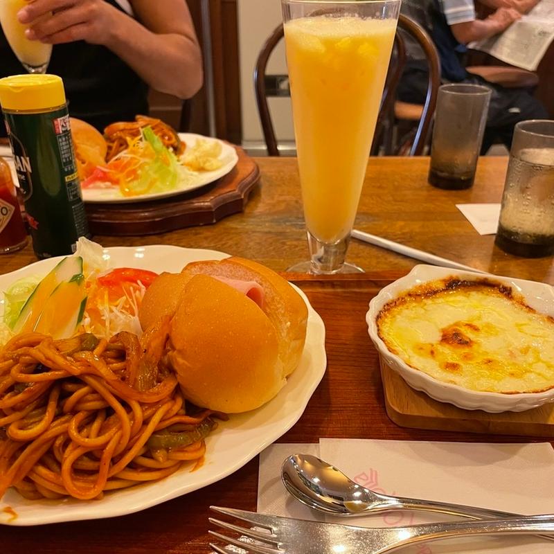 ローラセット(カフェ ド カローラ)