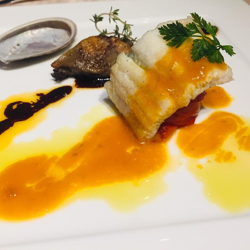 対馬産穴子の白ワイン蒸し w/ナガラメ(フランス厨房 旬彩 中央駅店 )