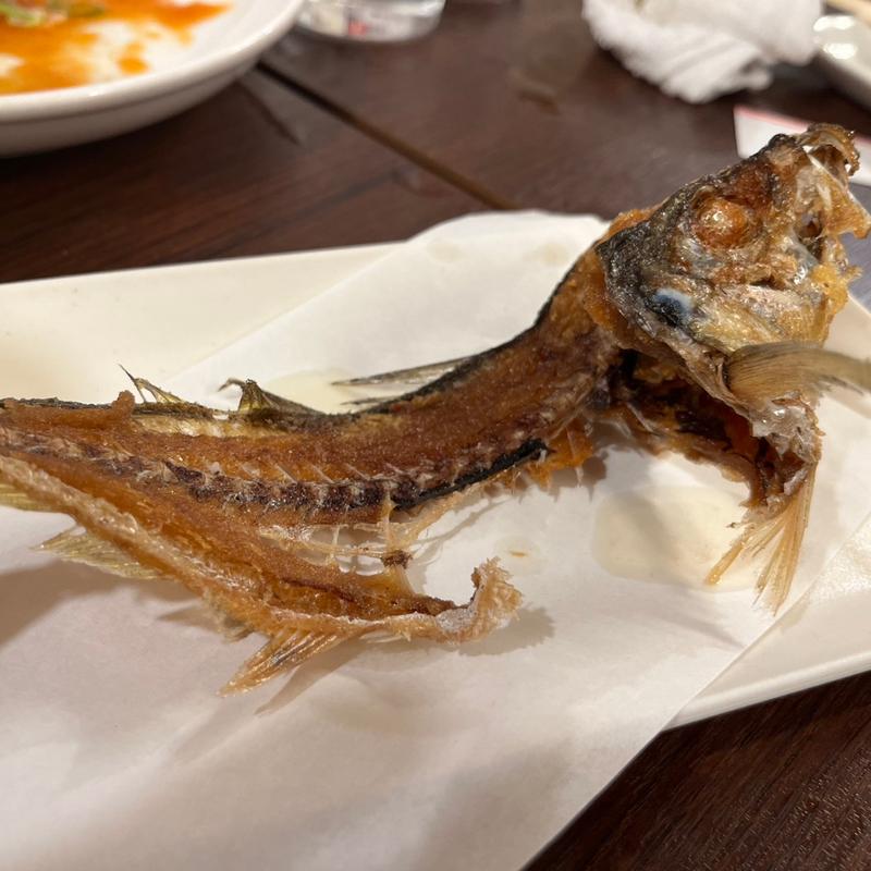 アジの骨せんべい(海鮮市場 かつら丸)
