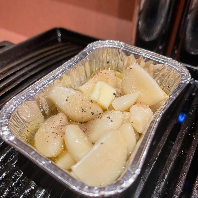 にんにくバター(焼肉 縁)