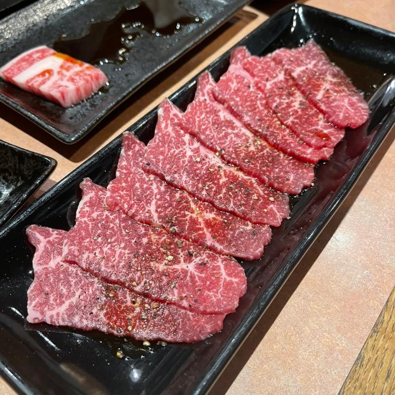 黒毛和牛特選内モモ薄焼き(焼肉 縁)