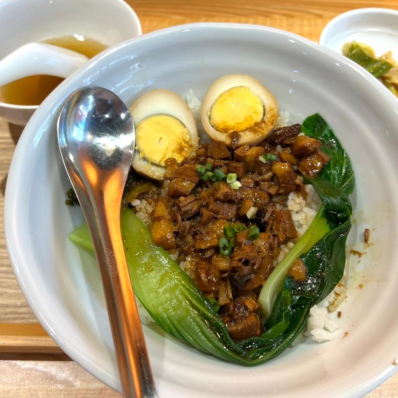 (元気　魯肉飯)