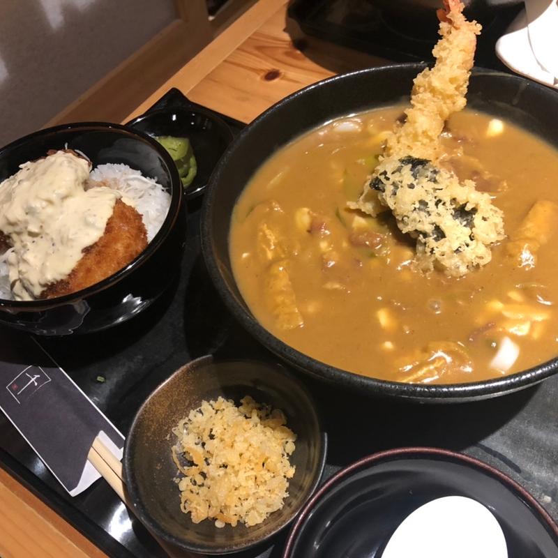カレーうどん(千 （せん）)