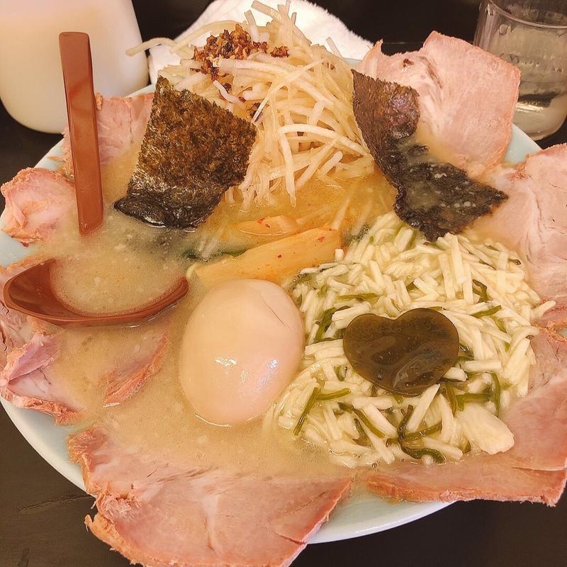 大根チャーシューメン、めかとろ、味玉トッピング(壱発ラーメン 相模原店 （イッパツラーメン）)