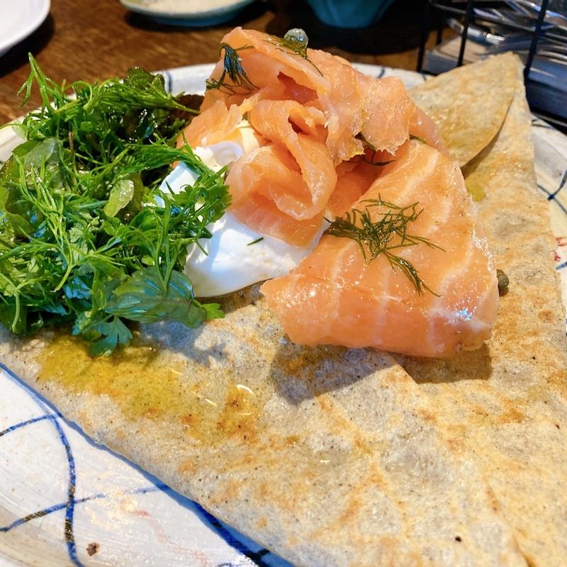 Herborie スモークサーモンのガレット(meeBonita)