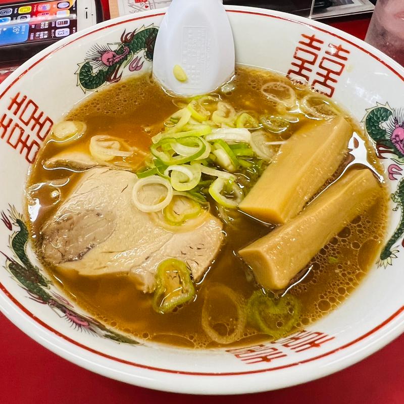 醤油のハーフ(旭川ラーメン 梅光軒 旭川ラーメン村店)