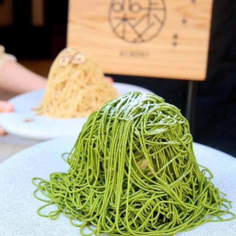 抹茶モンブラン(高級和栗モンブラン専門店 栗歩 三軒茶屋店)