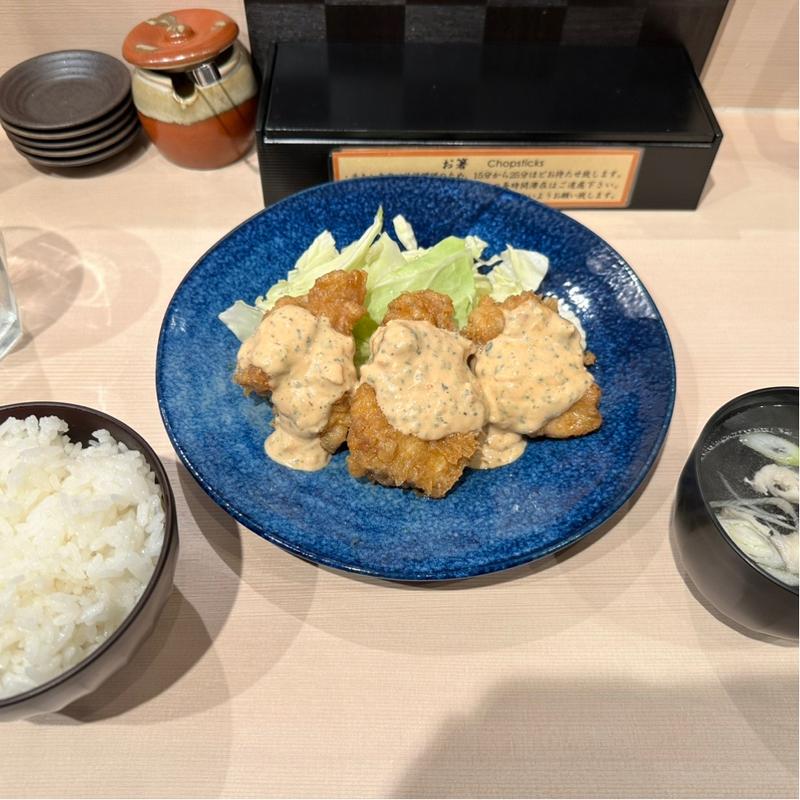 定番もも肉チキン南蛮定食(チキン南蛮ひむか食堂)