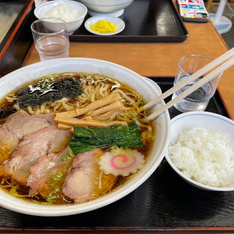 ラーメン(手打ちラーメン 英 （はなぶさ）)