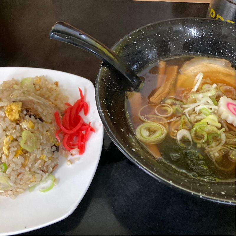 チャーハン　半ラーメン(アルプス食堂 )
