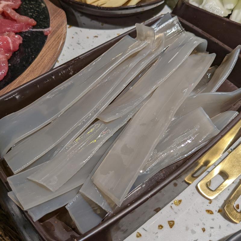 太い春雨(火鳳祥鮮貨火鍋 新宿店)