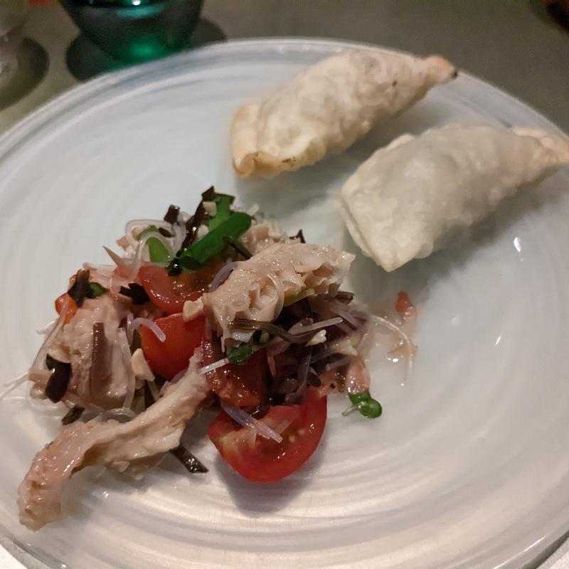 ヤムウンセン、揚げ餃子(誦月)