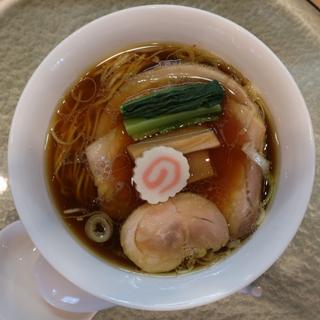 黒出汁(中華そば深緑)