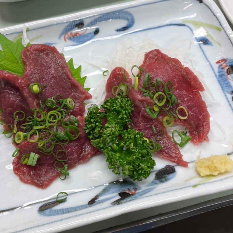 馬刺し(まるます家)