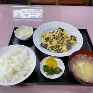 キクラゲ玉子炒め定食(二味ラーメン )
