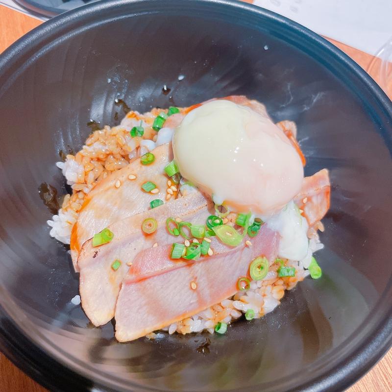 温玉まぐろ炙り丼( 炙り丼 たれ家 秋葉原店 )