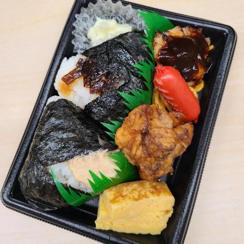 「おむすび&おかずセット」のポテトサラダ
(ファミリーマート)