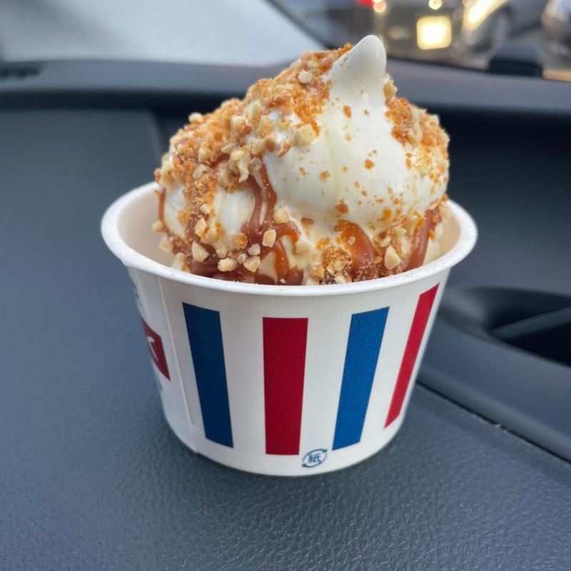 ダブルキャラメルナッツソフト(牛乳食パン専門店 みるく 本店
)