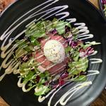 ローストビーフ丼(カフェ&ダイニング I空間)