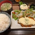 チキン南蛮(薩摩郷土料理・名物もも炭火焼 ぢどり亭 布施店)
