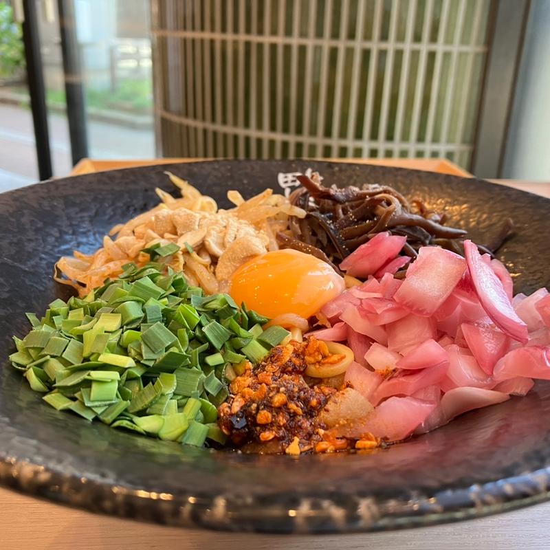 混ぜもつちゃんぽん麺(まぜ麺 田しゅう)