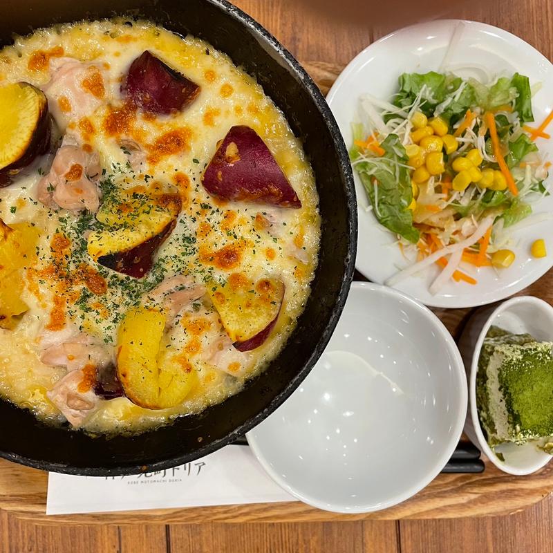 さつまいもとチキンの和風クリームドリア(神戸元町ドリア THE OUTLETS HIROSHIMA店)