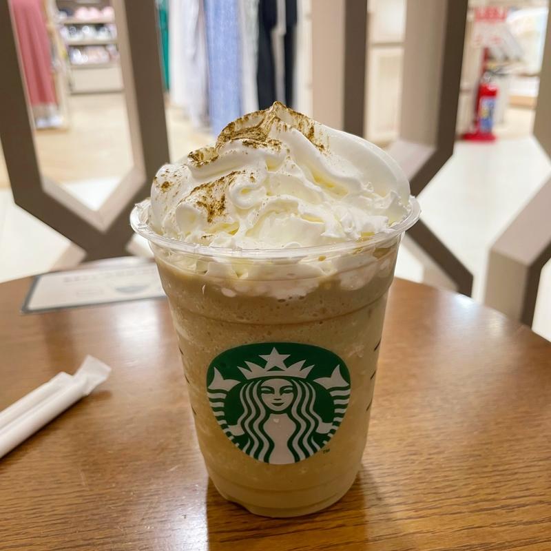 石川 いいじ 棒ほうじ茶フラペチーノ(スターバックス・コーヒー 都営神保町駅店)